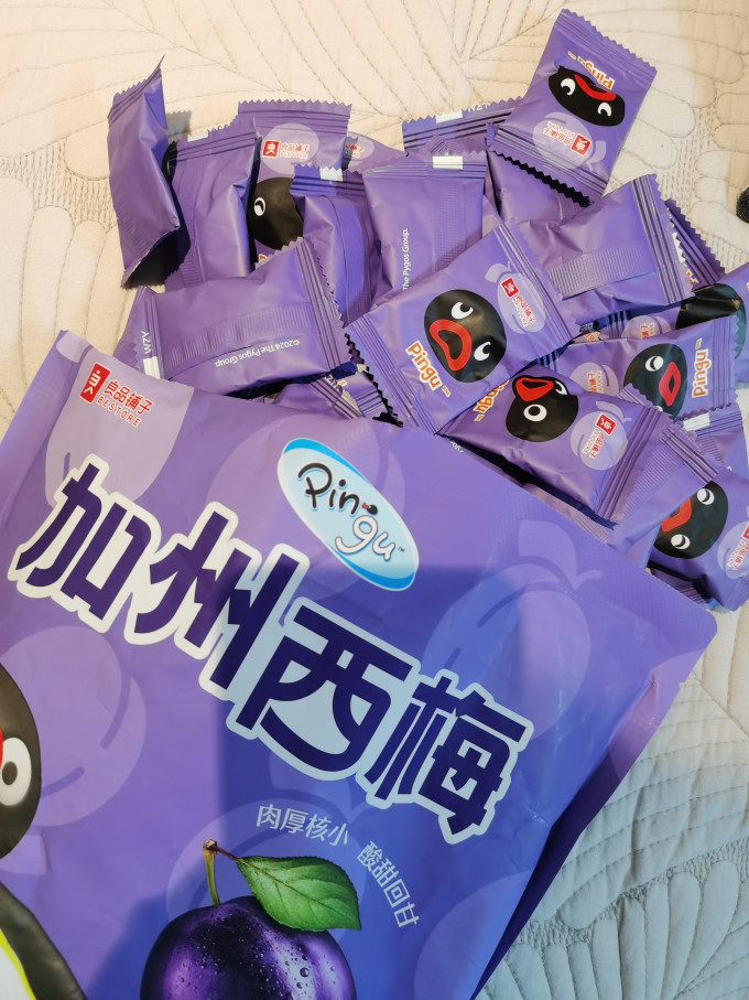 良品铺子蜜饯果脯