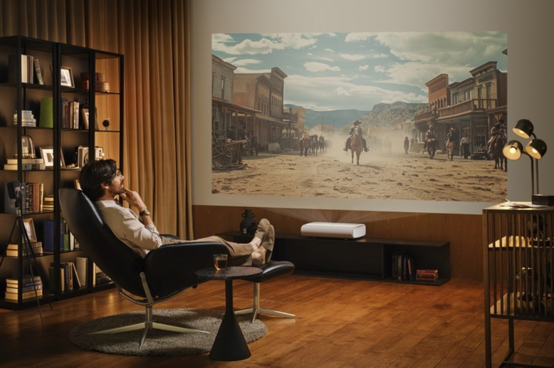 三星发布 Premiere 9/7 两款新投影仪,4K 超短焦方案、Tizen OS 系统