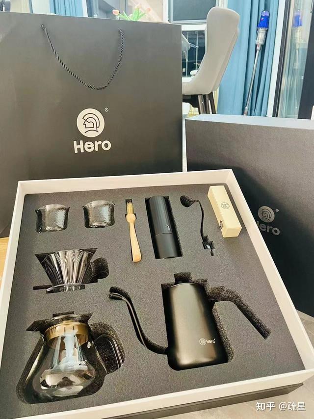 可以给我推一套咖啡器具吗?