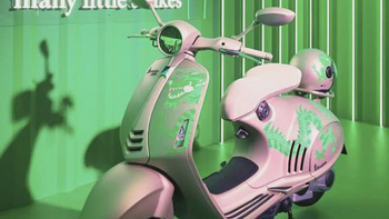 《速度与奢华的完美融合：Vespa 946龙年限量版，不仅仅是一辆摩托车》