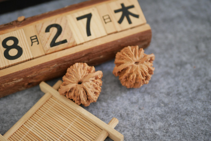 雍和金兽木手串/把件