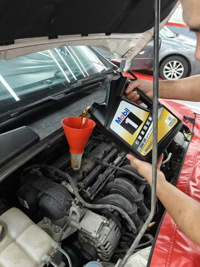 做保养选美孚1号黑金