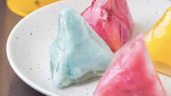 星巴克星冰粽子来了，价格不便宜，颜值高！