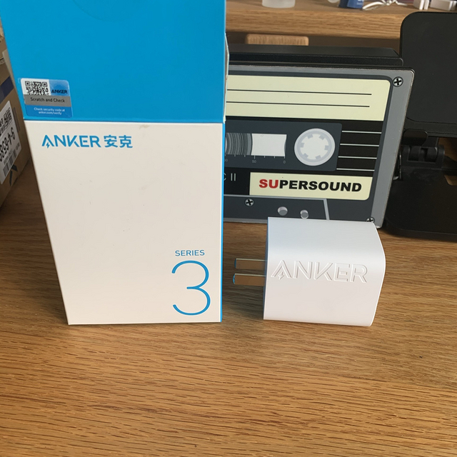 安克Anker 67W充电器有bug问题。