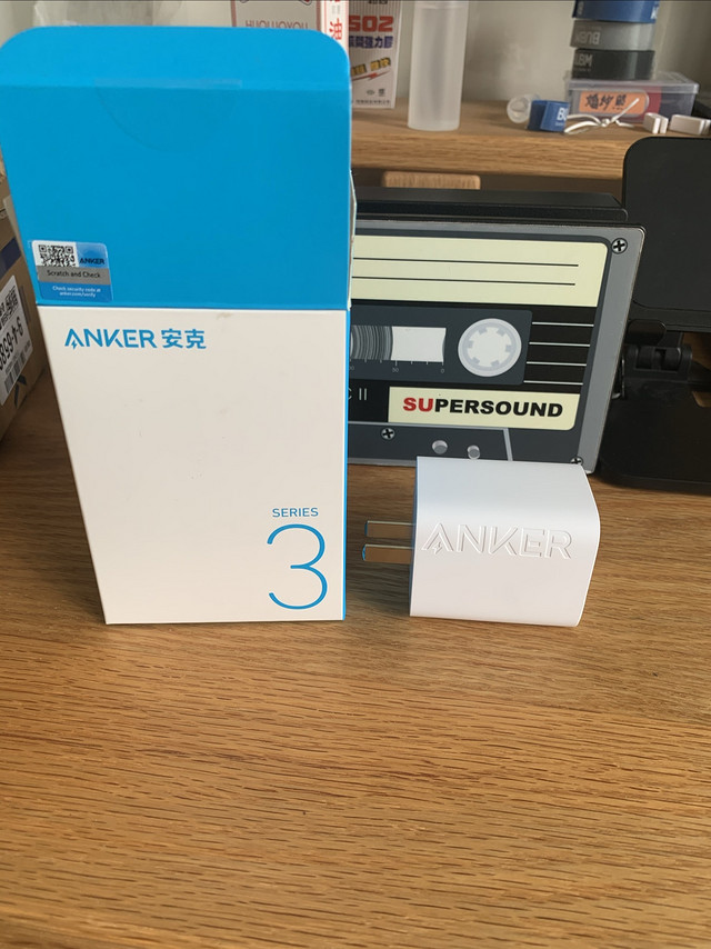 安克Anker 67W充电器有bug问题。