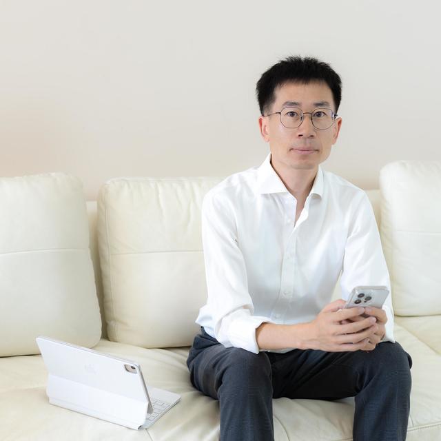 攻略 | 五千字长文带你全面体验蔡司睐光 2.0 轻渐进镜片科学配镜流程（35+人群不要错过）