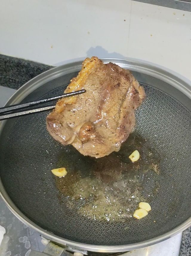 什么样的黄油适合用来煎牛排？