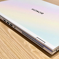 荣耀MagicBook Pro 16，性能与美学的完美结合