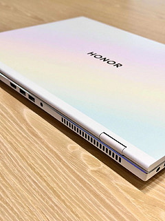 荣耀MagicBook Pro 16，性能与美学的完美结合