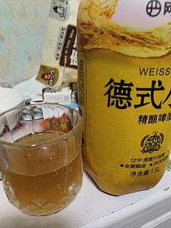 品7.9元网易严选的德式精酿小麦啤