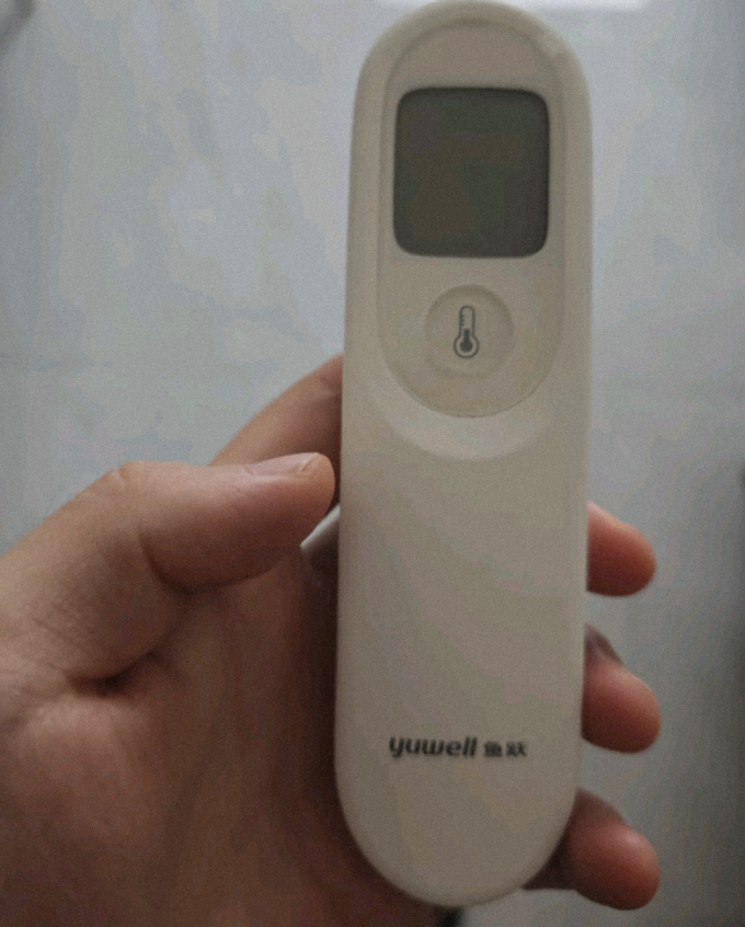 鱼跃耳温枪