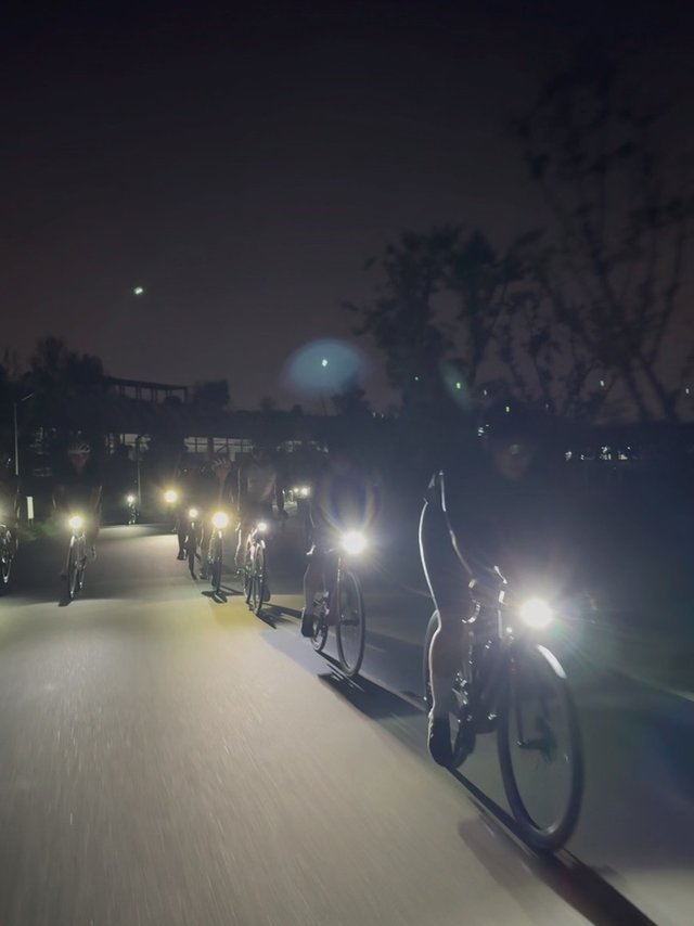 夜骑的好时机逐渐成熟