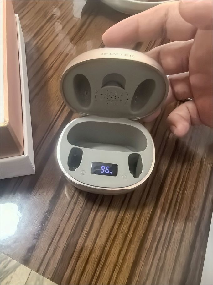 科大讯飞助听器