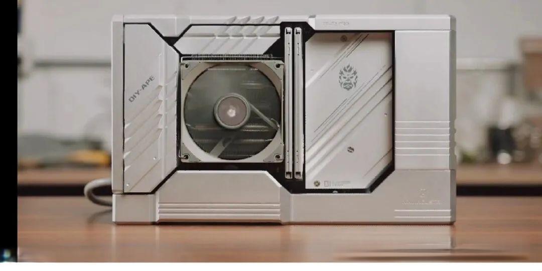 揭开小型ITX机箱价格背后的秘密:为什么它们更贵?