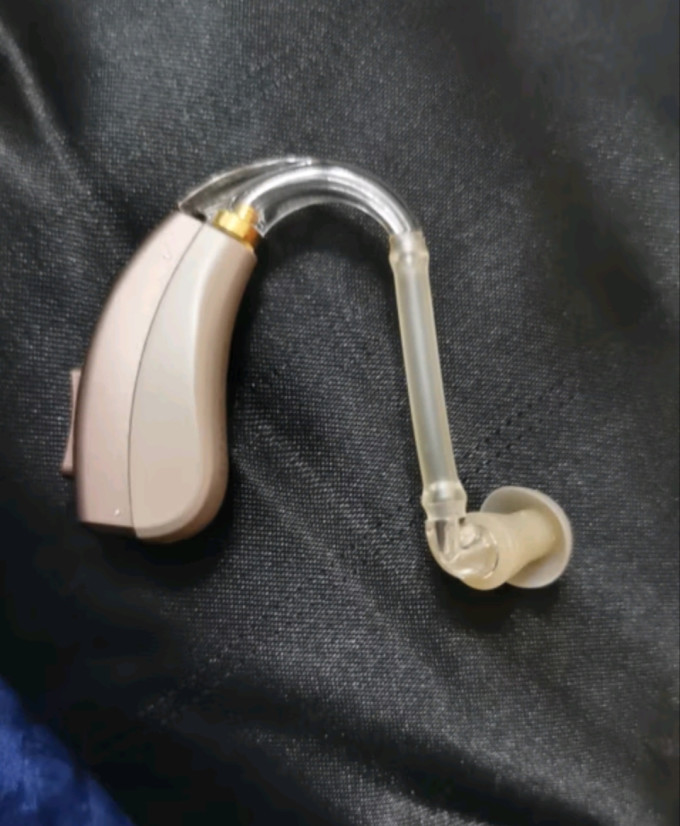 科大讯飞助听器