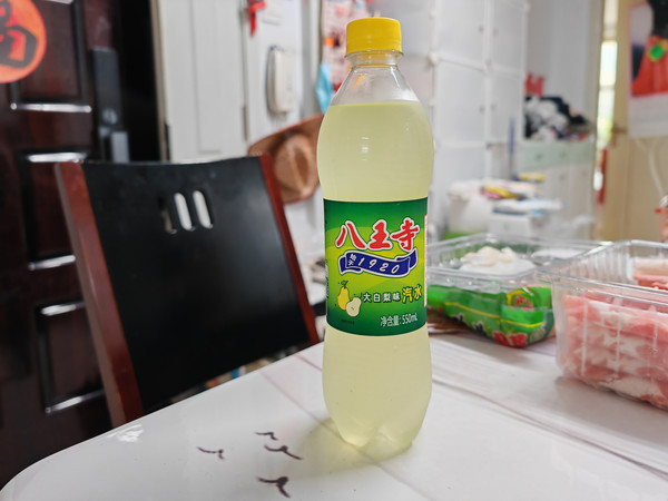 沈阳旅游怎么能不尝一尝八王寺大白梨果味汽水