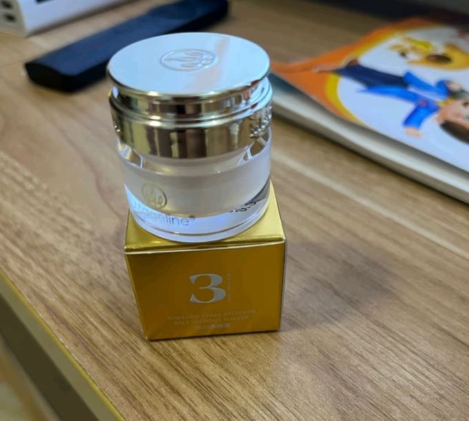 麦吉丽面霜