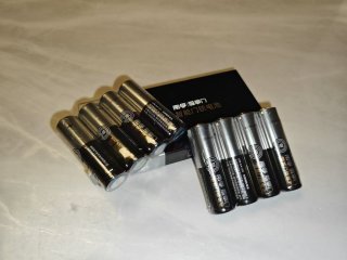 指纹锁还是得用专用电池