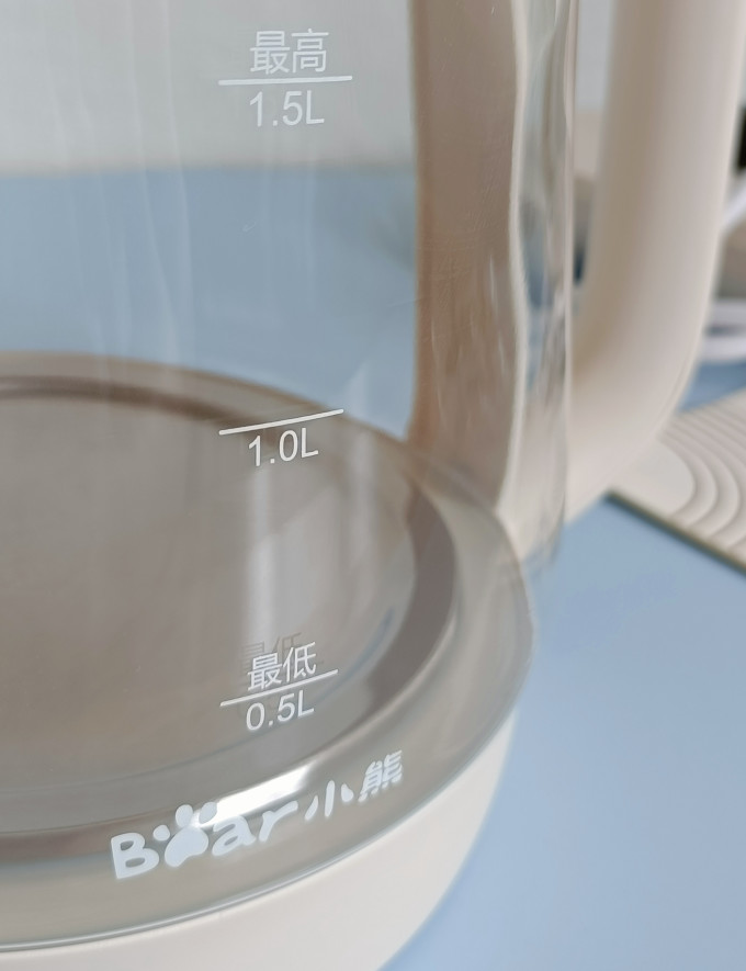 小熊电水壶