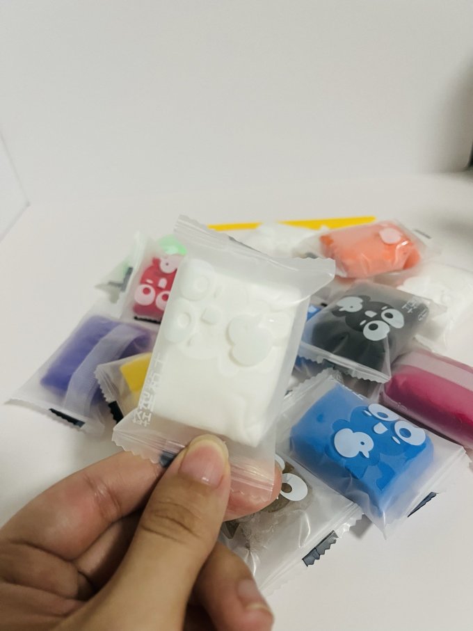 得力手工彩泥