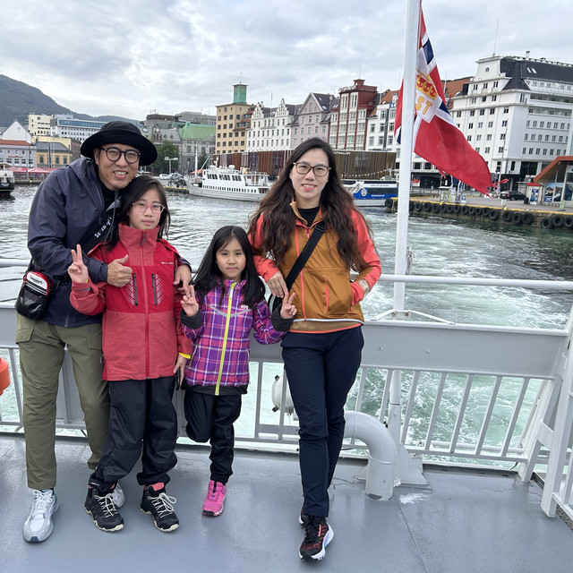 迟到四年的挪威亲子之旅—篇四： 7月3日—不可复制的绝对深度，Sogn峡湾，Flåm小火车，Voss夜跑……