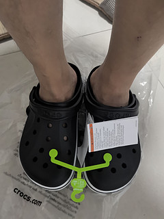 5折的crocs，还是比较香的