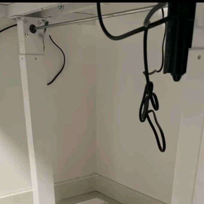欣馨苒电脑桌