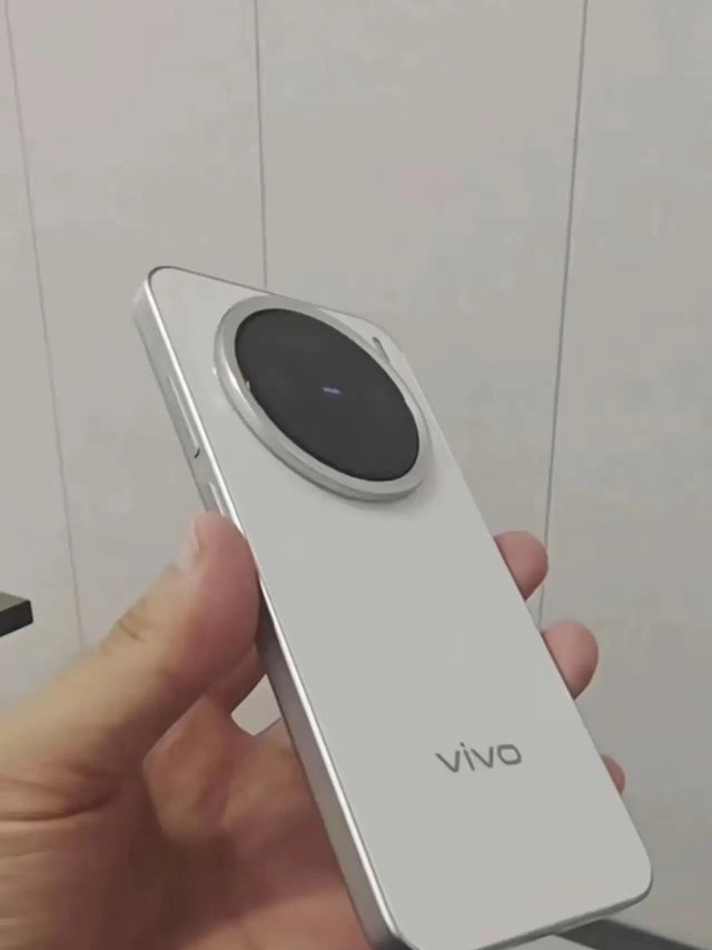 vivo X200 Pro mini真机曝光