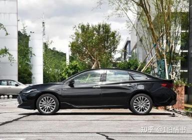 20万级轿车怎么选，看看新款亚洲龙