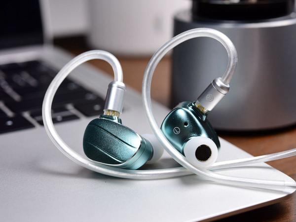 国产HiFi圈疯子科学家BQEYZ新品CLOUD试听，气动力辅助振膜小试牛刀