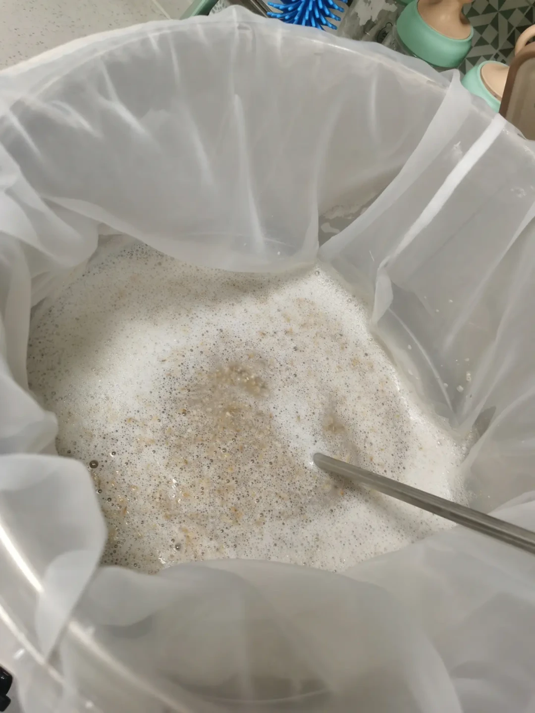 如何用简易设备在家酿造美味啤酒！