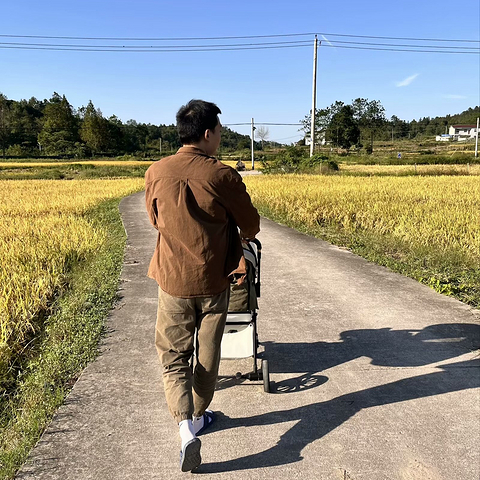 回农村丨国庆长假第一次带小池池回乡下老家