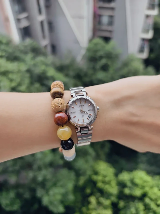 西铁城光动能电波表调时攻略