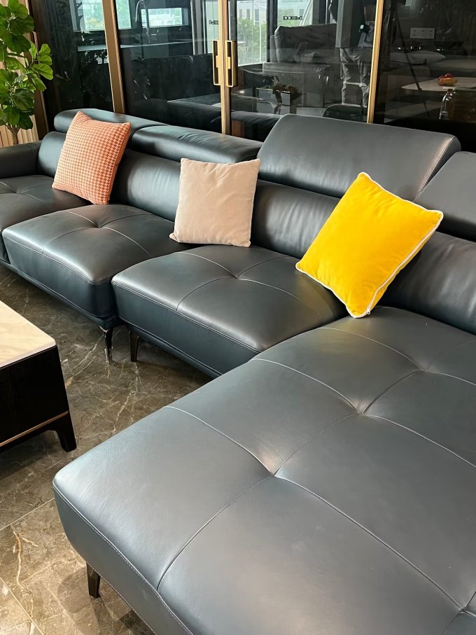 宽敞的贵妃位沙发