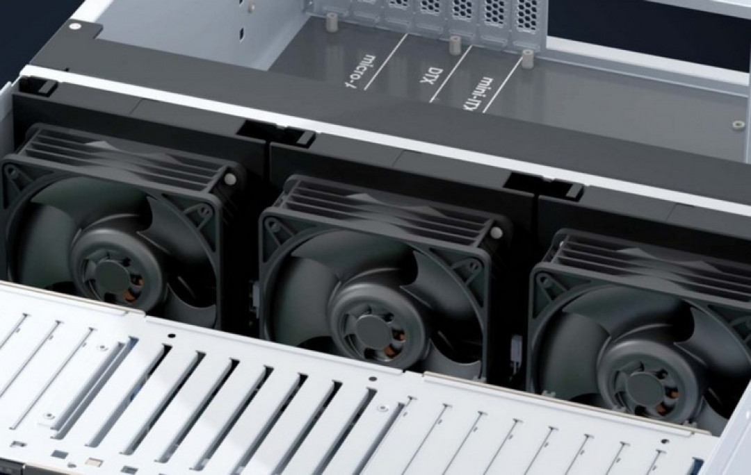 超高转速、扇叶独特:Arctic 发布 S12038-8K 和 S12038-4K 风扇