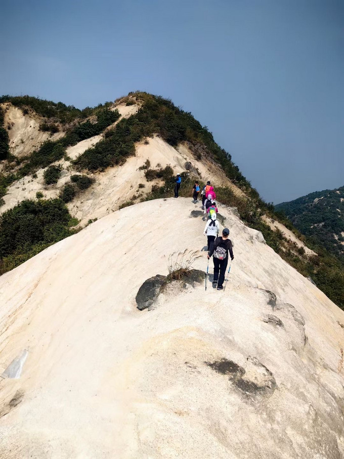 吉普登山鞋