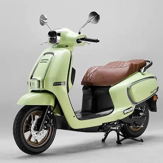 铃木国内首款复古踏板车US125即将上市！