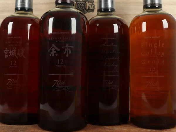 一甲 Nikka 品牌已成为日本威士忌的伟大机构之一,由“日本威士忌之父”竹鹤正孝创建。对于竹鹤来说,这并不是一次快速的旅程,也不是没有挑战的旅程。他是1918年第一批前往苏格兰前往格拉斯哥大学学习的