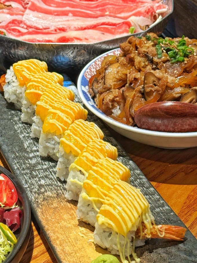 聚会餐饮