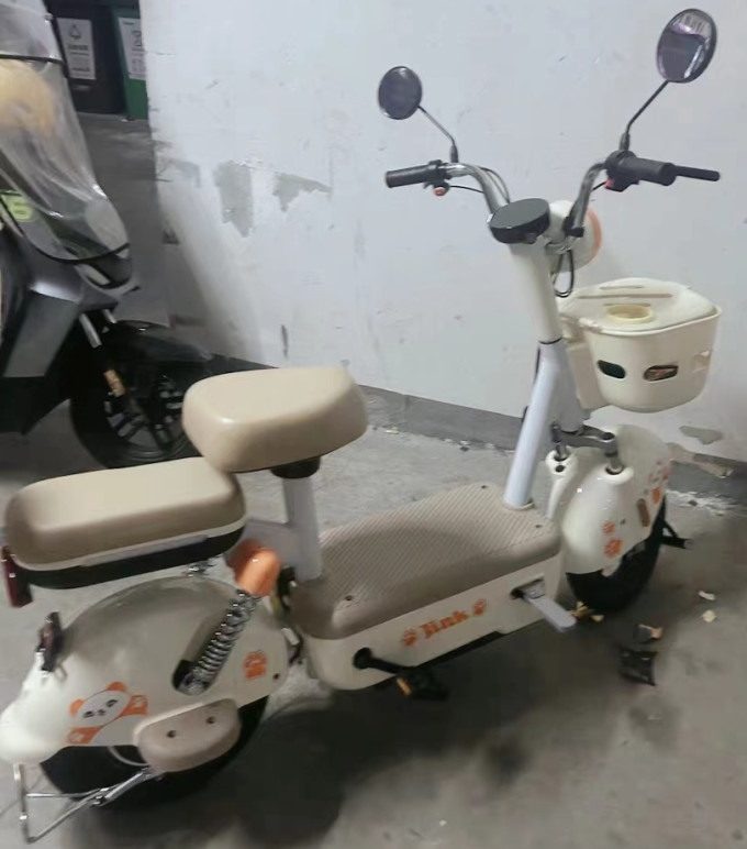 爱玛电动车整车