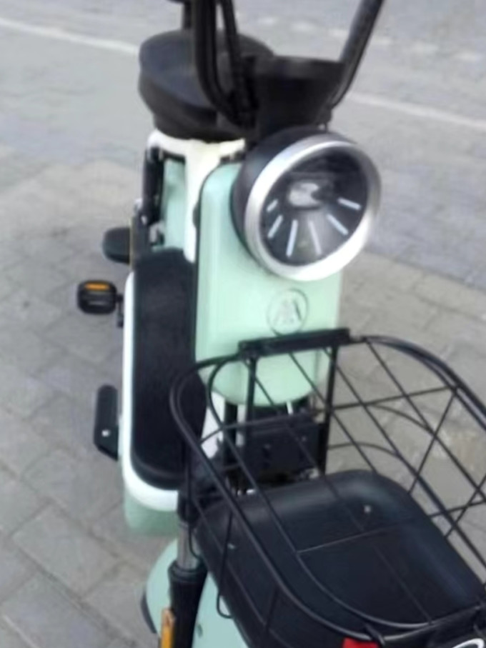 爱玛电动车整车