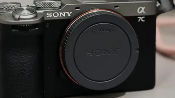 SONY 索尼 A7C II（A7C2）测评：均衡性能与便携性的完美结合