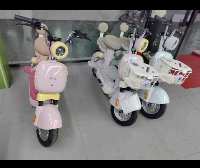 爱玛电动车整车