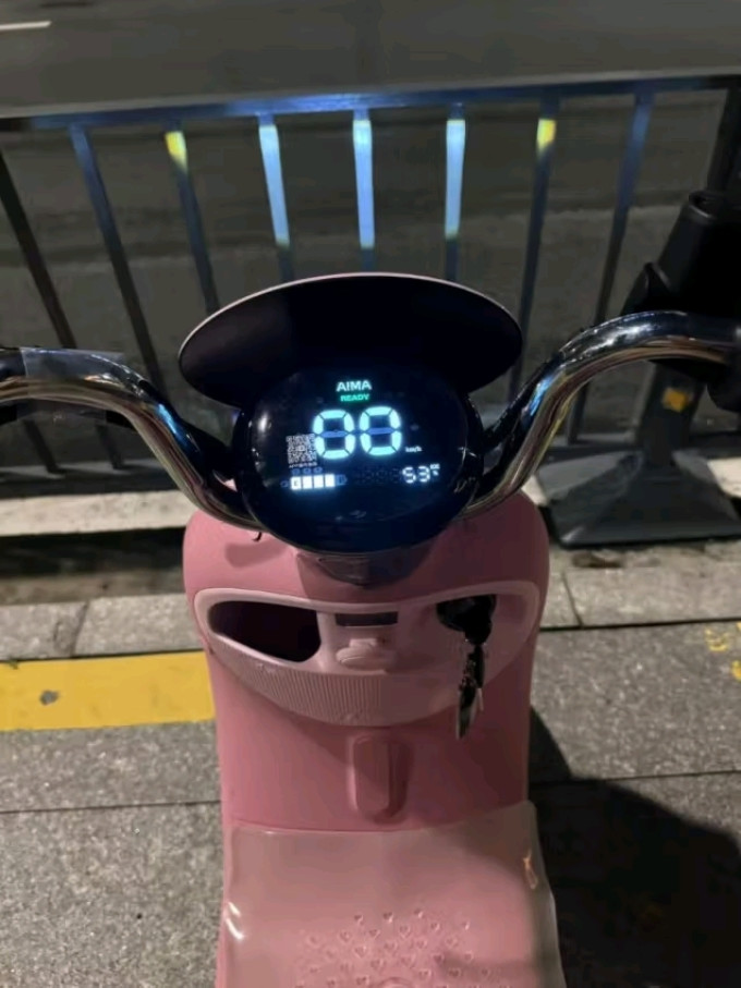 爱玛电动车整车