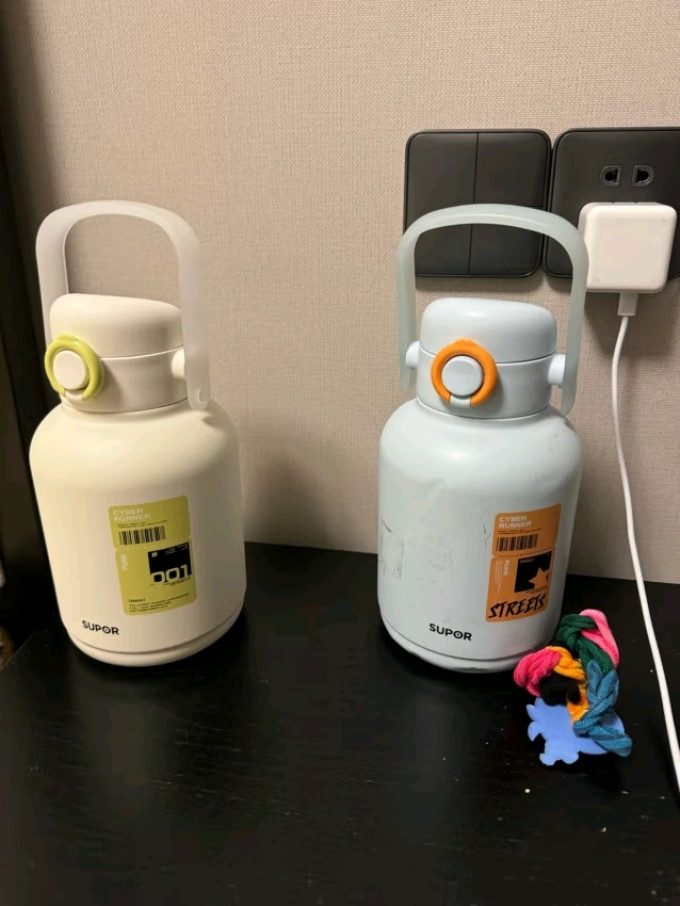 保温杯