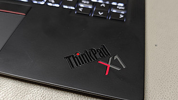 2000元thinkpad X1 Carbon 2022 i7-1260P 12代处理器徝不？