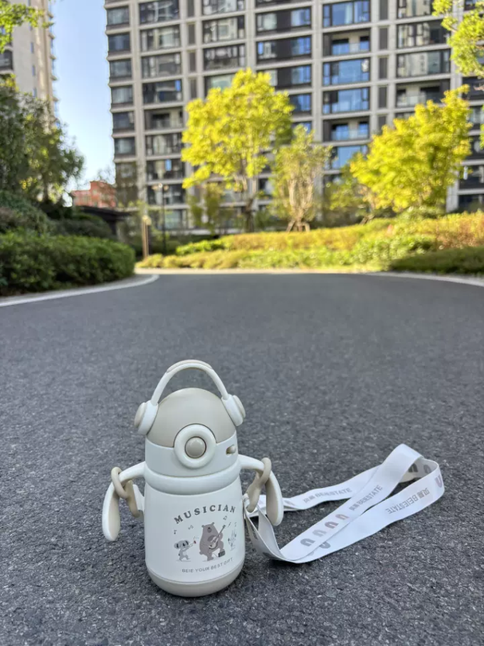 儿童水具