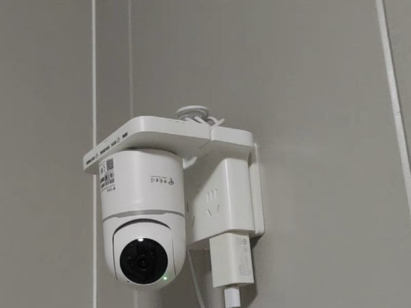 思路清晰，一个公牛支架查询解决摄像头倒装