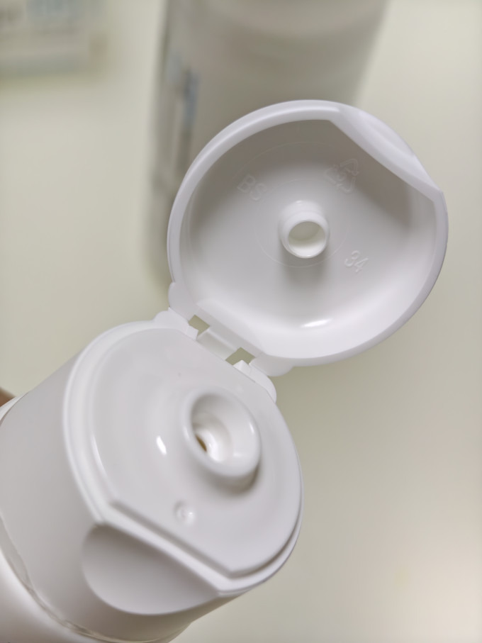 理肤泉乳液