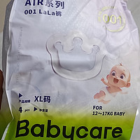 天猫超市0.01元买的babycare 的随箱礼，4片XL码的拉拉裤，好用是好用，但总感觉太厚了！